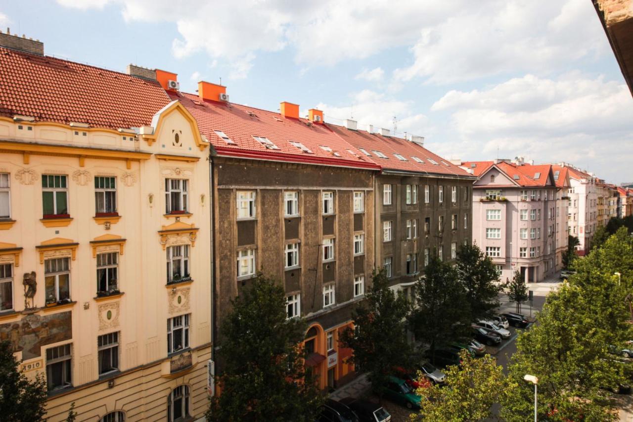 City Castle Aparthotel Praga Esterno foto